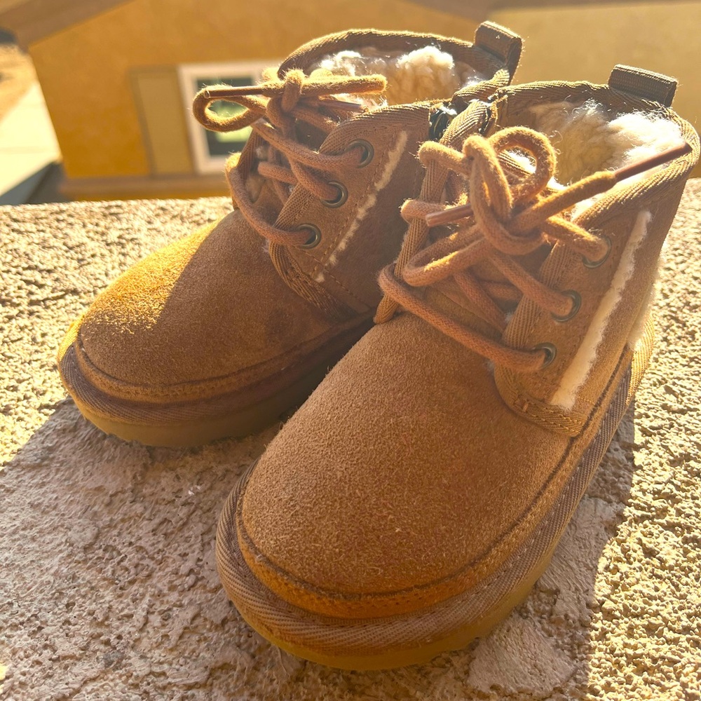 KIDS UGG BOOTS